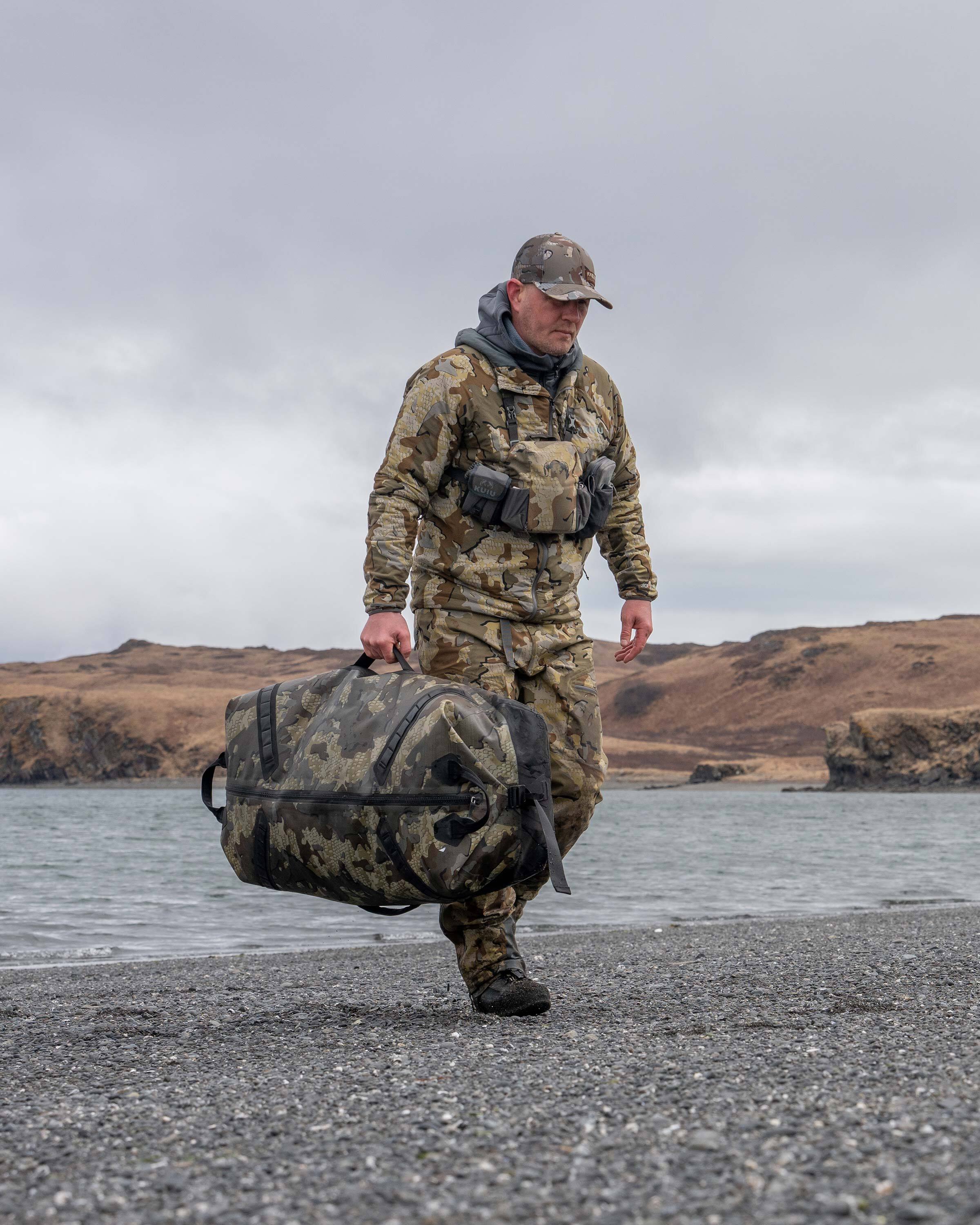 Kodiak 3000 Submersible Duffel | Verde - Image 13